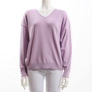 シンプルデザインVネックニット