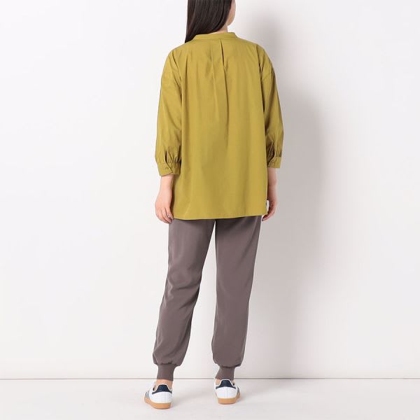 ピンタック前開きバンドカラーシャツ