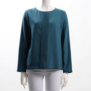 タックデザインブラウス