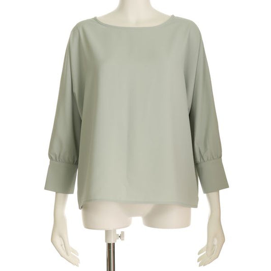 ドルマンスリーブブラウス