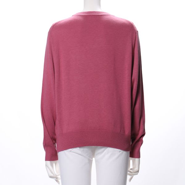 ケーブル模様ラウンドネックニット