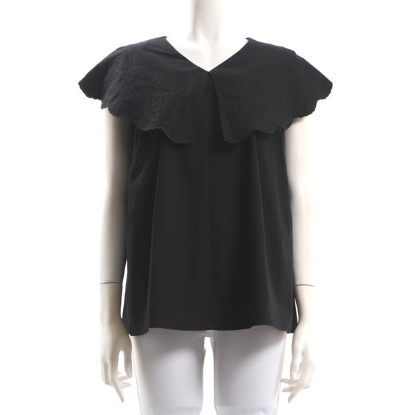 刺繍入りケープブラウス