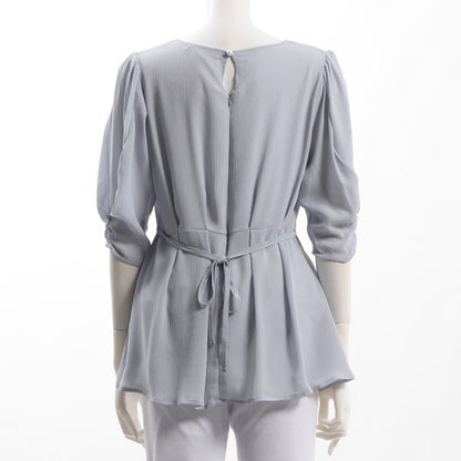 ふんわり袖ペプラムブラウス