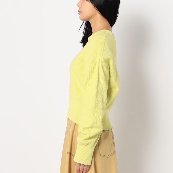 ふんわりお袖クルーネックニット