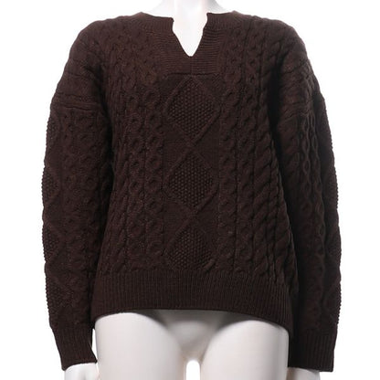 オープンフロントネックケーブル編みニット