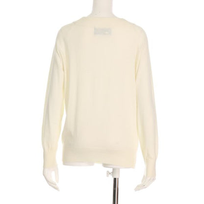 重ねVネックニット