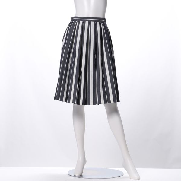 ストライプ柄フレアスカート