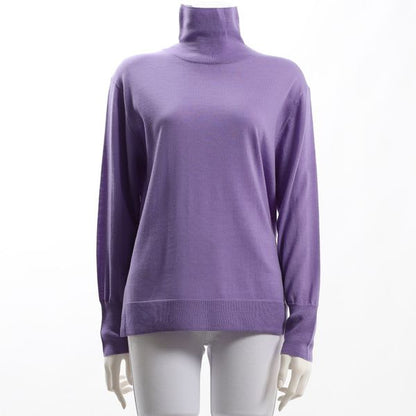 ケーブル編みタートルネックニット