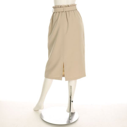 Dカンベルト付きタック入りタイトスカート