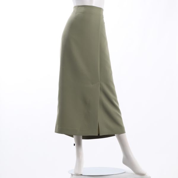 フロントスリットセミタイトスカート