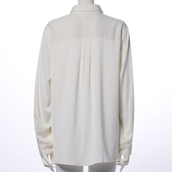 襟付き裾タックシャツ