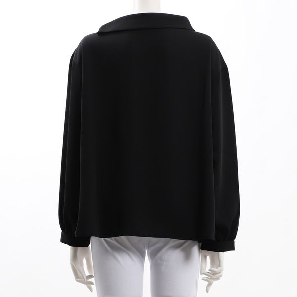 デザイン衿ブラウス