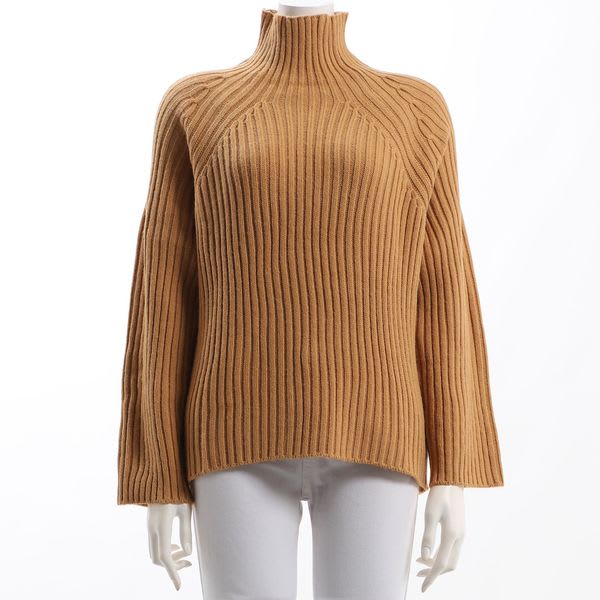 ハイネックニット