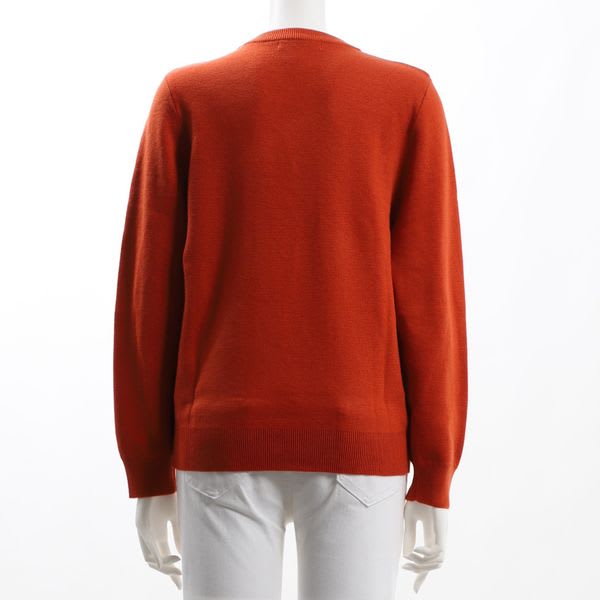 シンプルクルーネックニット