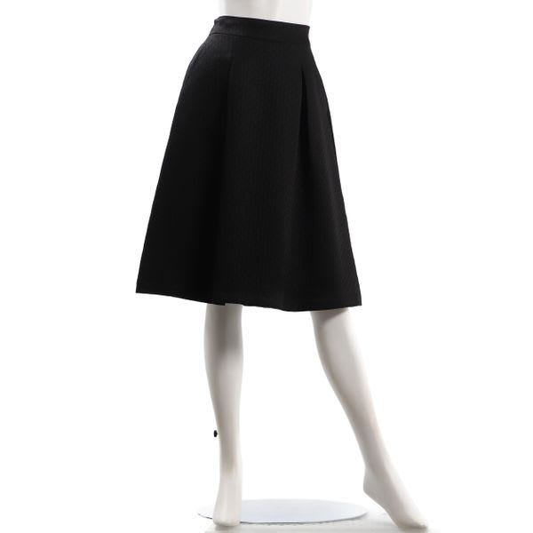 アセテートジャガードタック入りフレアスカート