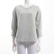 ストライプ柄Vネックブラウス