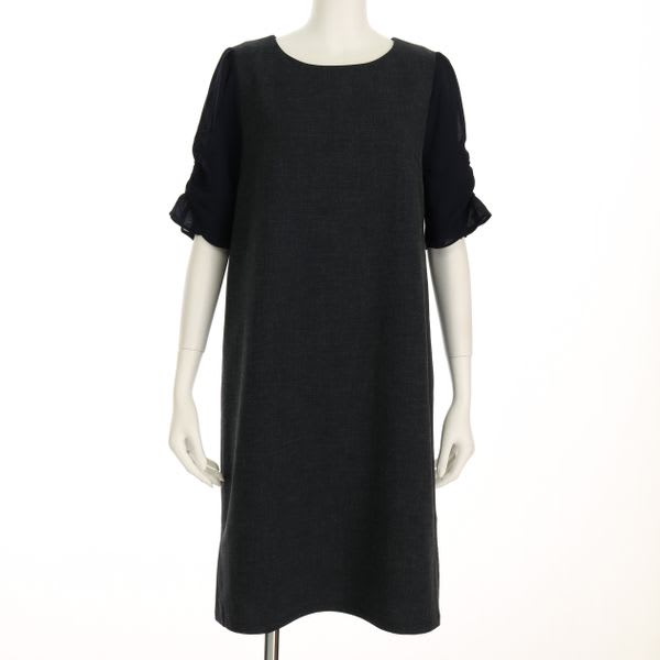 袖デザインワンピース