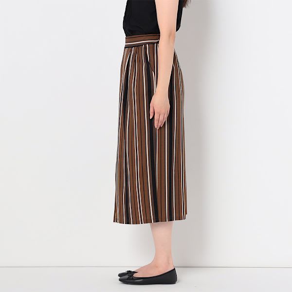 マルチストライプ柄タイトスカート