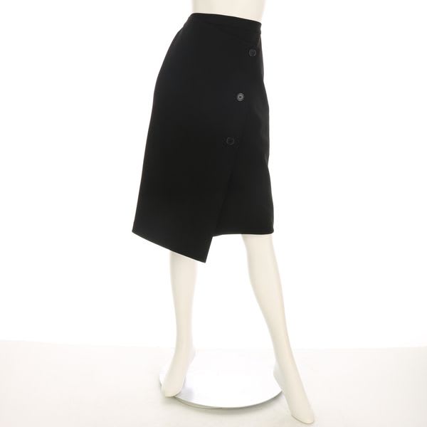 ラップ風フロントボタンタイトスカート