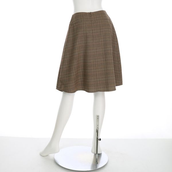 フロントボタンチェック柄スカート