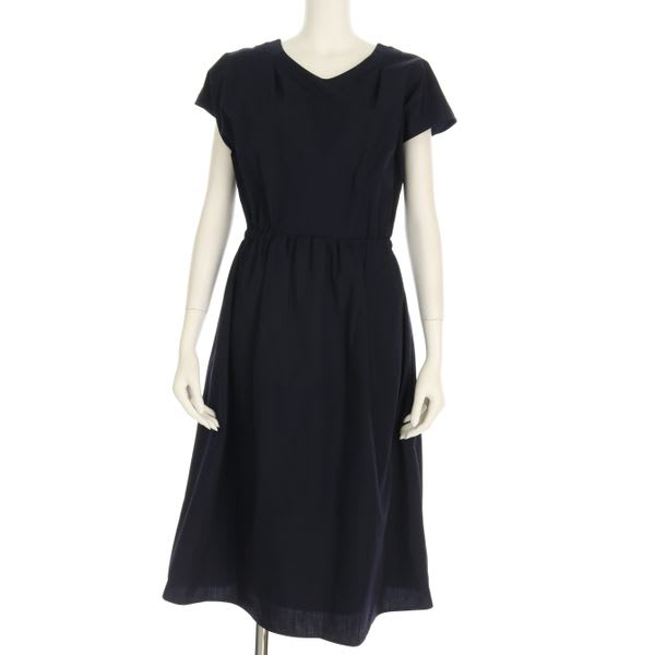 バックスリットリボンワンピース