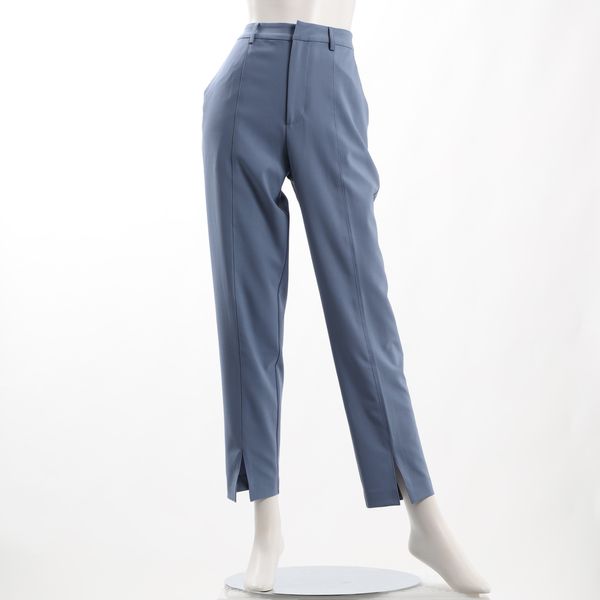 フロントスリットテーパードパンツ