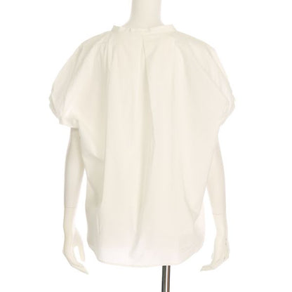 タックフレンチブラウス