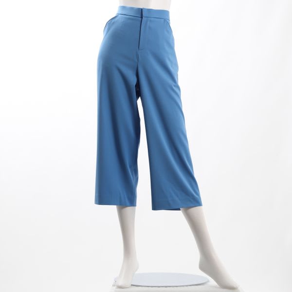 シンプルシルエットパンツ