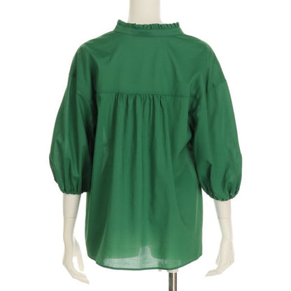 ふんわり袖フリルブラウス