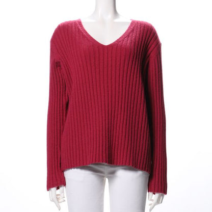 太めのリブVネックニット