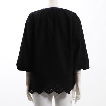 コットンレースオープンフロントネックブラウス