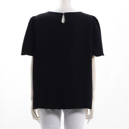 ふんわり袖ラウンドネックブラウス