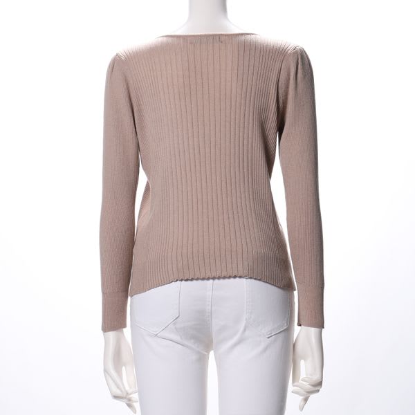 ボートネックリブニット