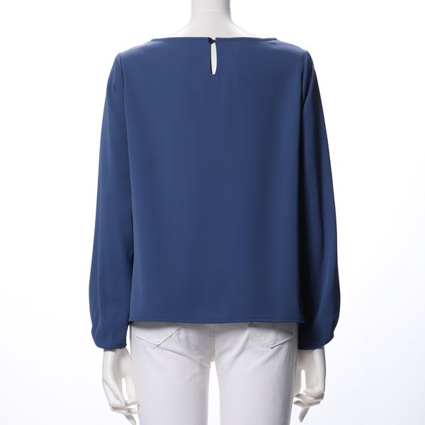 フロントタックボートネックブラウス