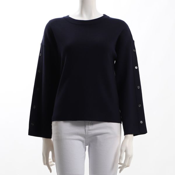 お袖のボタンデザインドロップショルダーニット