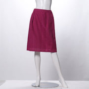 ドット刺しゅうタイトスカート