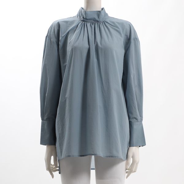 バックリボンスタンドカラーブラウス