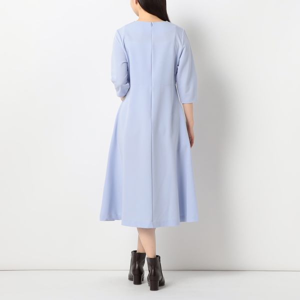 ふんわりお袖オープンフロントネックワンピース