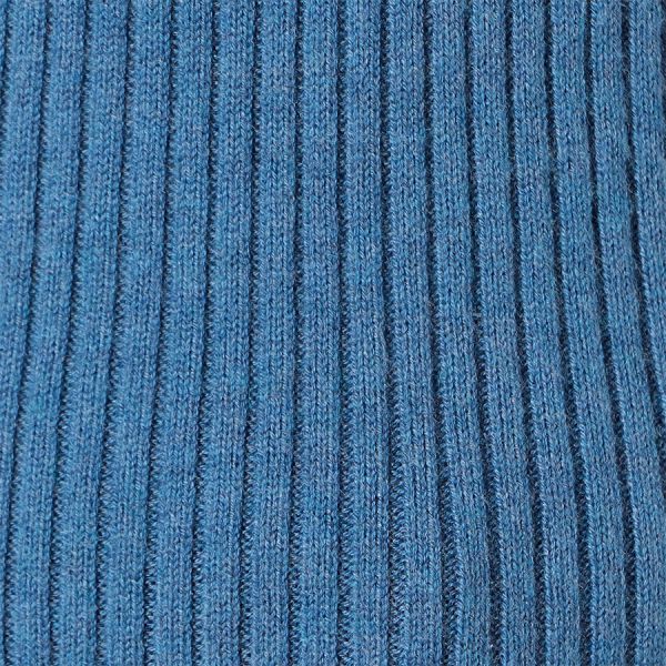 Vネックリブニット