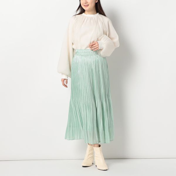 光沢感プリーツスカート