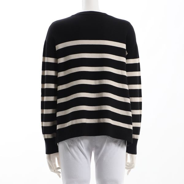 ボーダー柄ニット