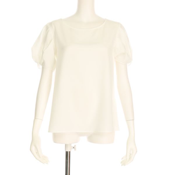 パフスリーブブラウス