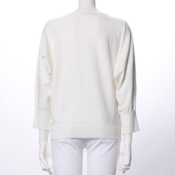 ドルマンスリーブニット