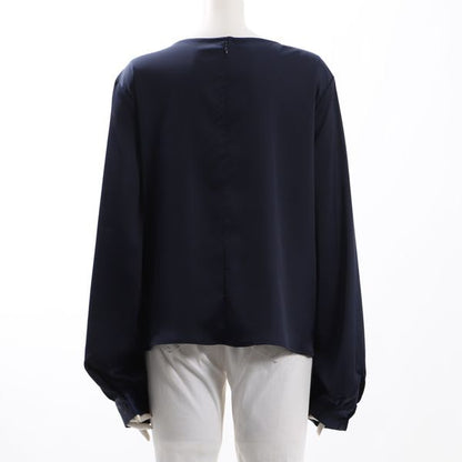 フロントフリルデザインブラウス