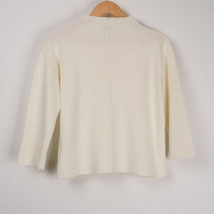 ボトルネックニット