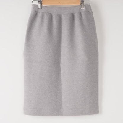 起毛スリット入りタイトスカート