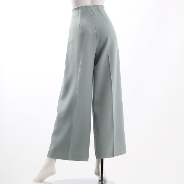 シンプルシルエットワイドパンツ