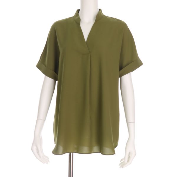 折り返し袖スキッパーネックブラウス