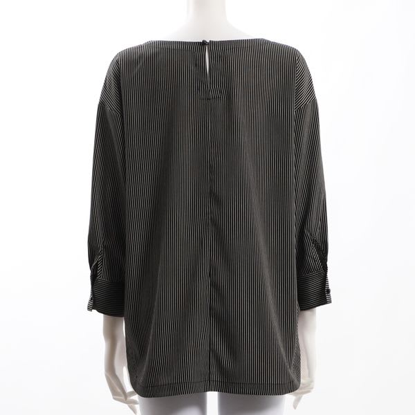 ストライプ柄Vネックブラウス