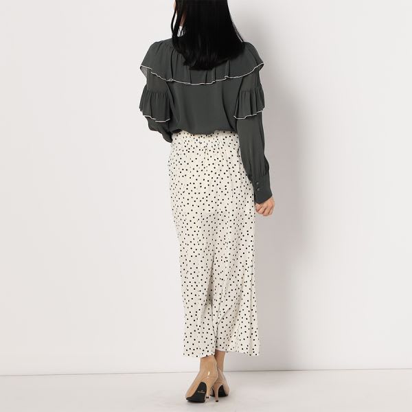 透け感ラッフルスリーブフロントボタンブラウス